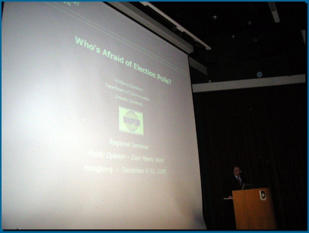 602x451 pixels (83K)